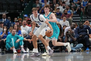 开云体育官网-【菜鸟】弗拉格27分5板5助3断1帽 克尼佩尔18分无三分 VJ15分8助