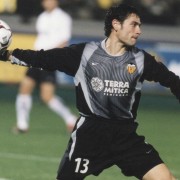 开云体育下载-前瓦伦门将：阿吉雷扎巴拉缺少自信，相信球队能回到正轨